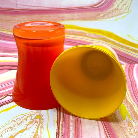 Retro Set Of 2 - 4” Short Hand Blown Solid Bright Glass Tumblers - Picture 5 of 6